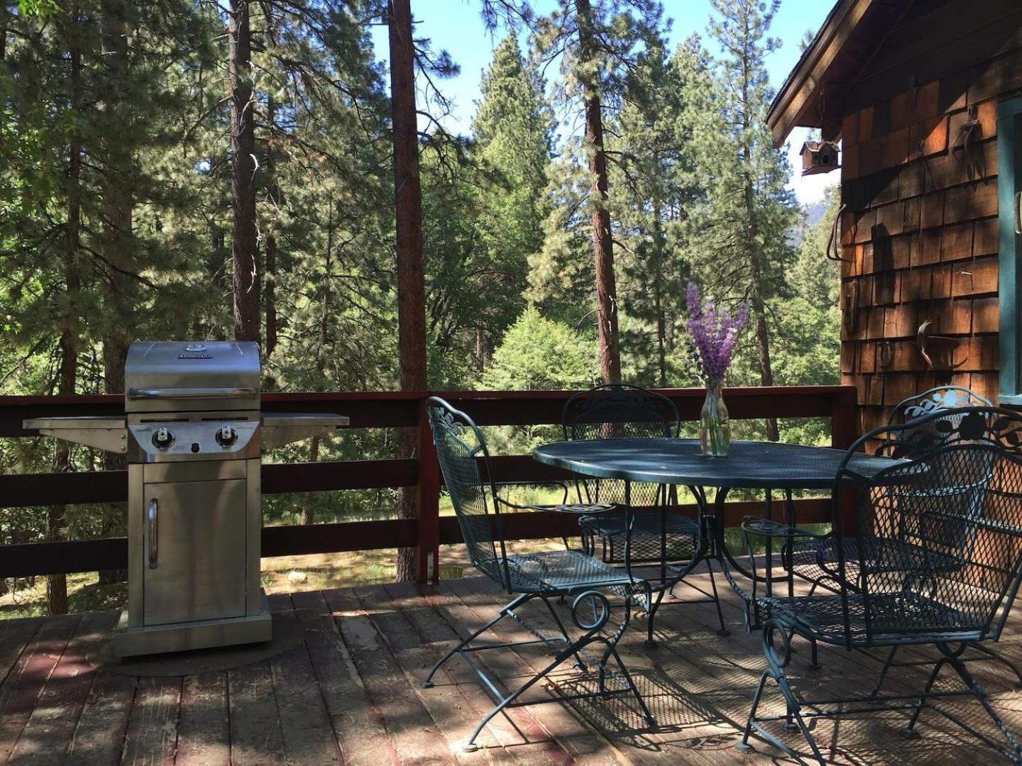 Ahwahnee-Be Vintage Cabin - Walk To Town! 아이딜와일드 외부 사진